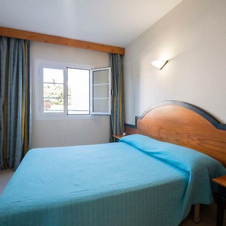 Apartamento En Cala'N Bosch - Cap D'Artrutx Apartment Bagian luar foto